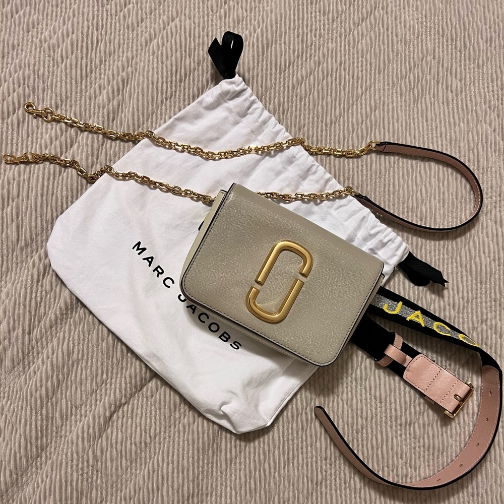 Marc Jacobs  Women's Belt bag Light Gray / Light Pink / White Leather
